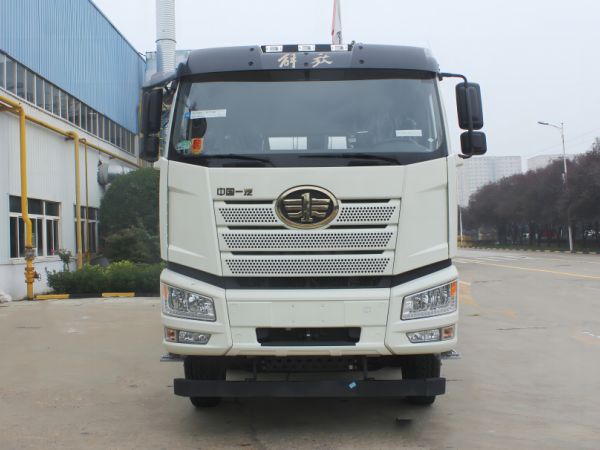 凌宇解放混動(dòng)攪拌車(chē)的特點(diǎn)有哪些？